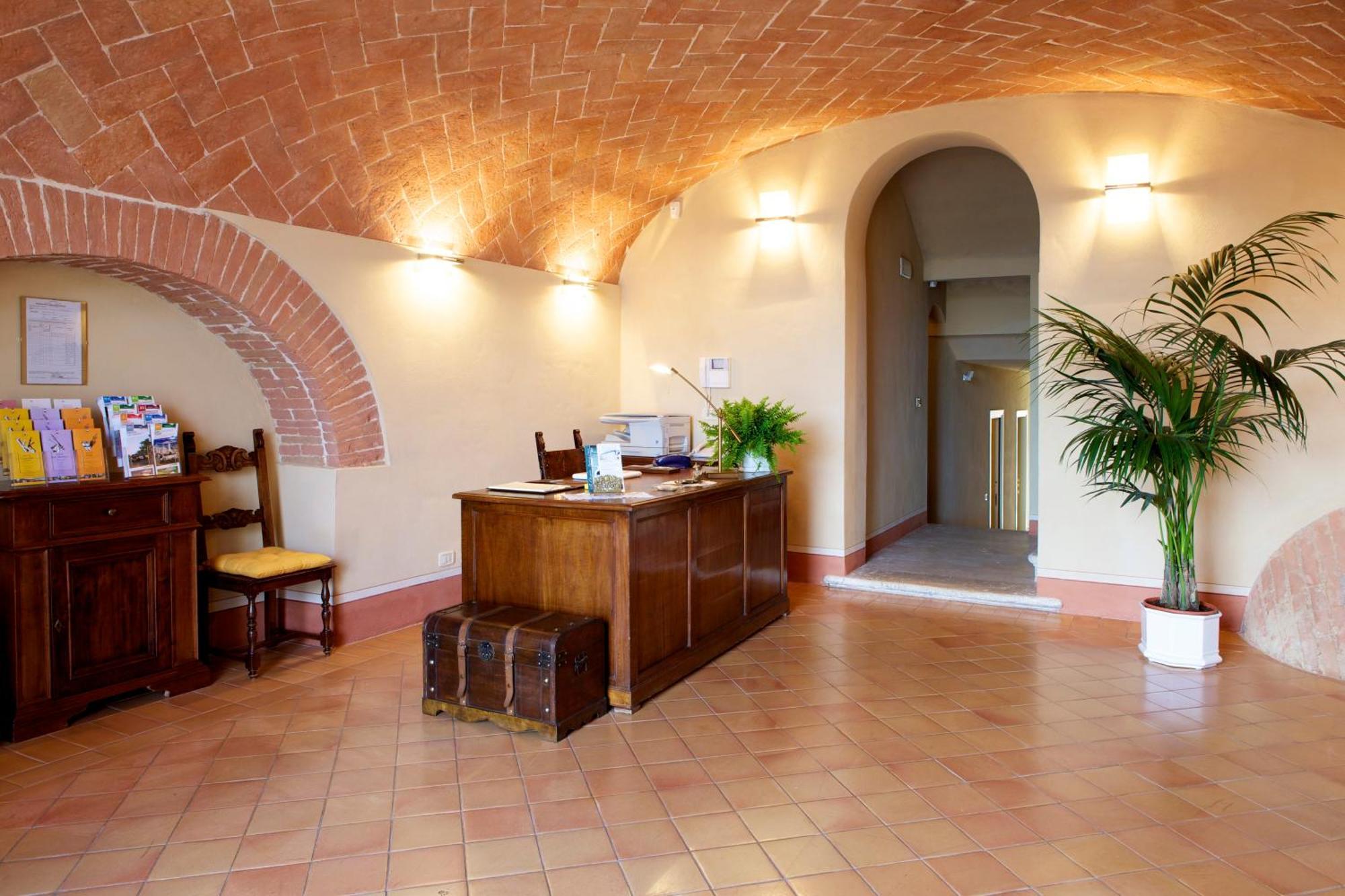 Villa Il Borghetto Сиена Экстерьер фото